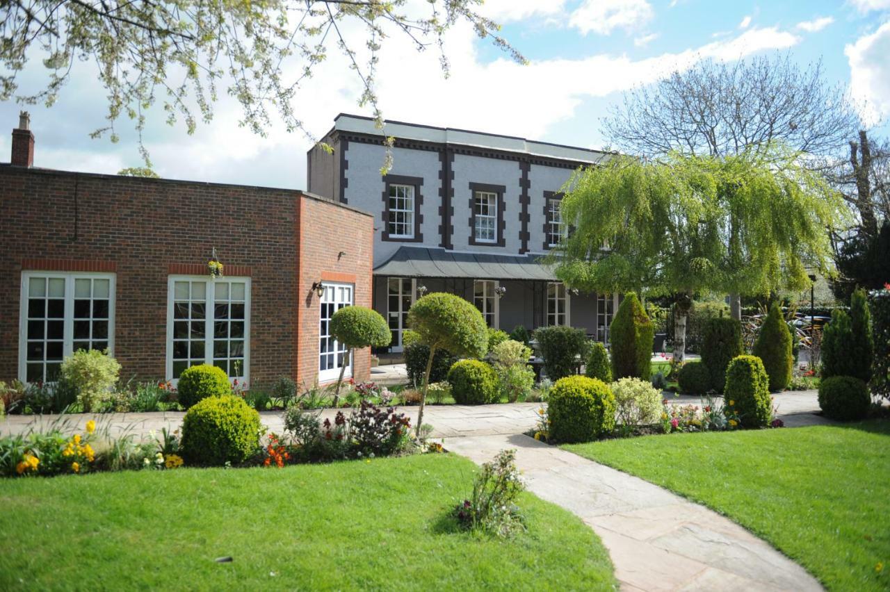 Rossett Hall Hotel Exterior photo